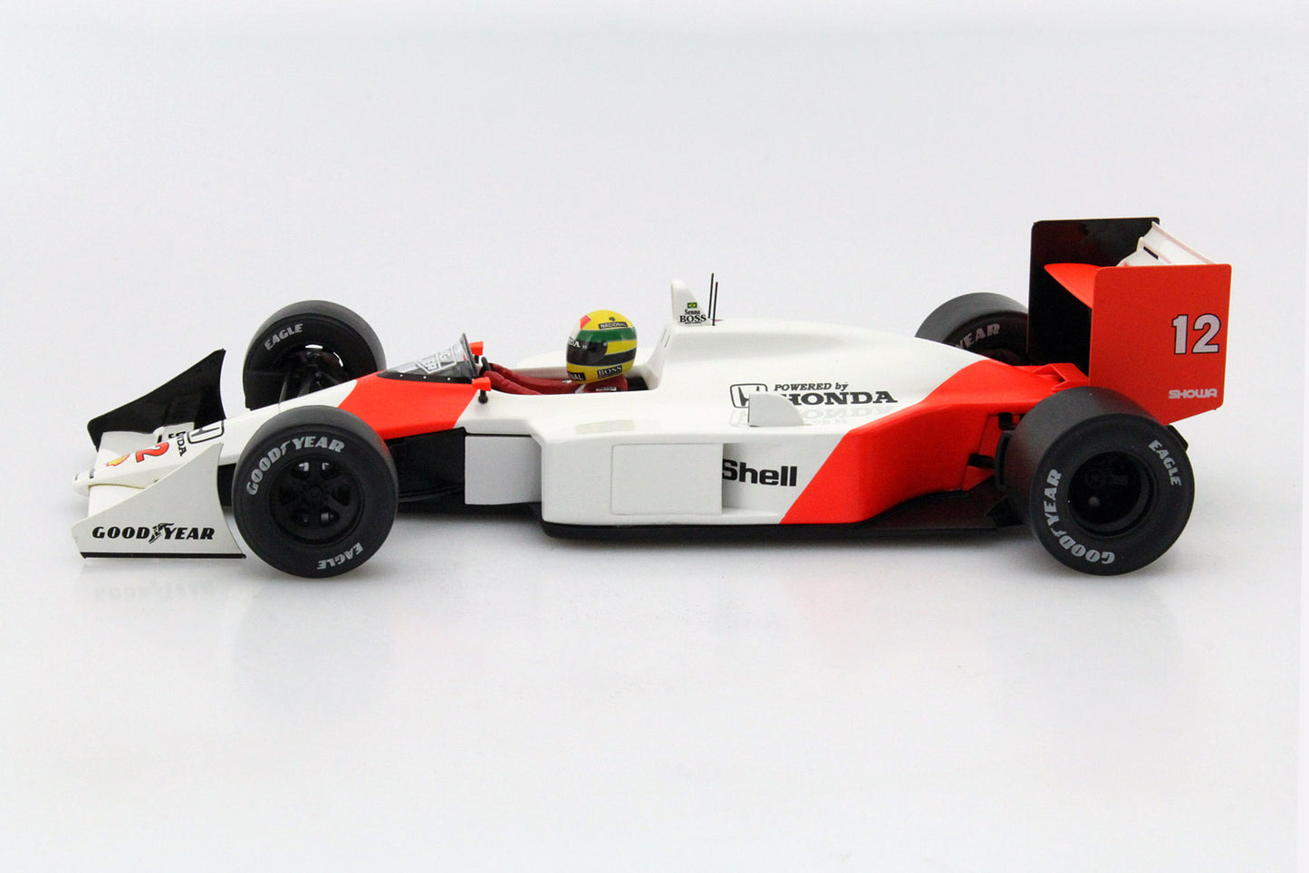 McLAREN HONDA MP4/4 Ayrton Senna GP Japan 1988 1:18