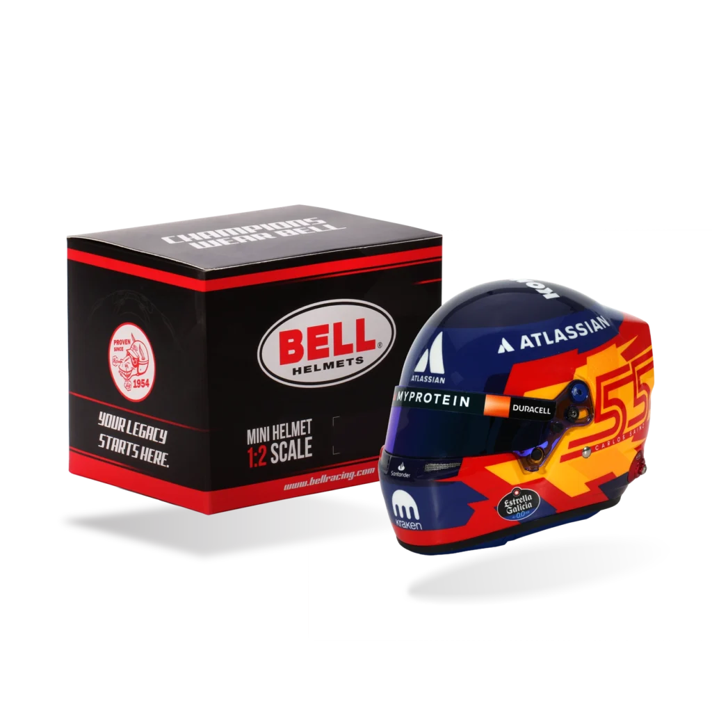 Carlos Sainz Helmet 2025 1:2