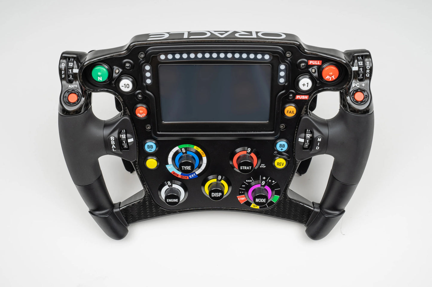 Volante Oracle Red Bull Racing RB18 1:1