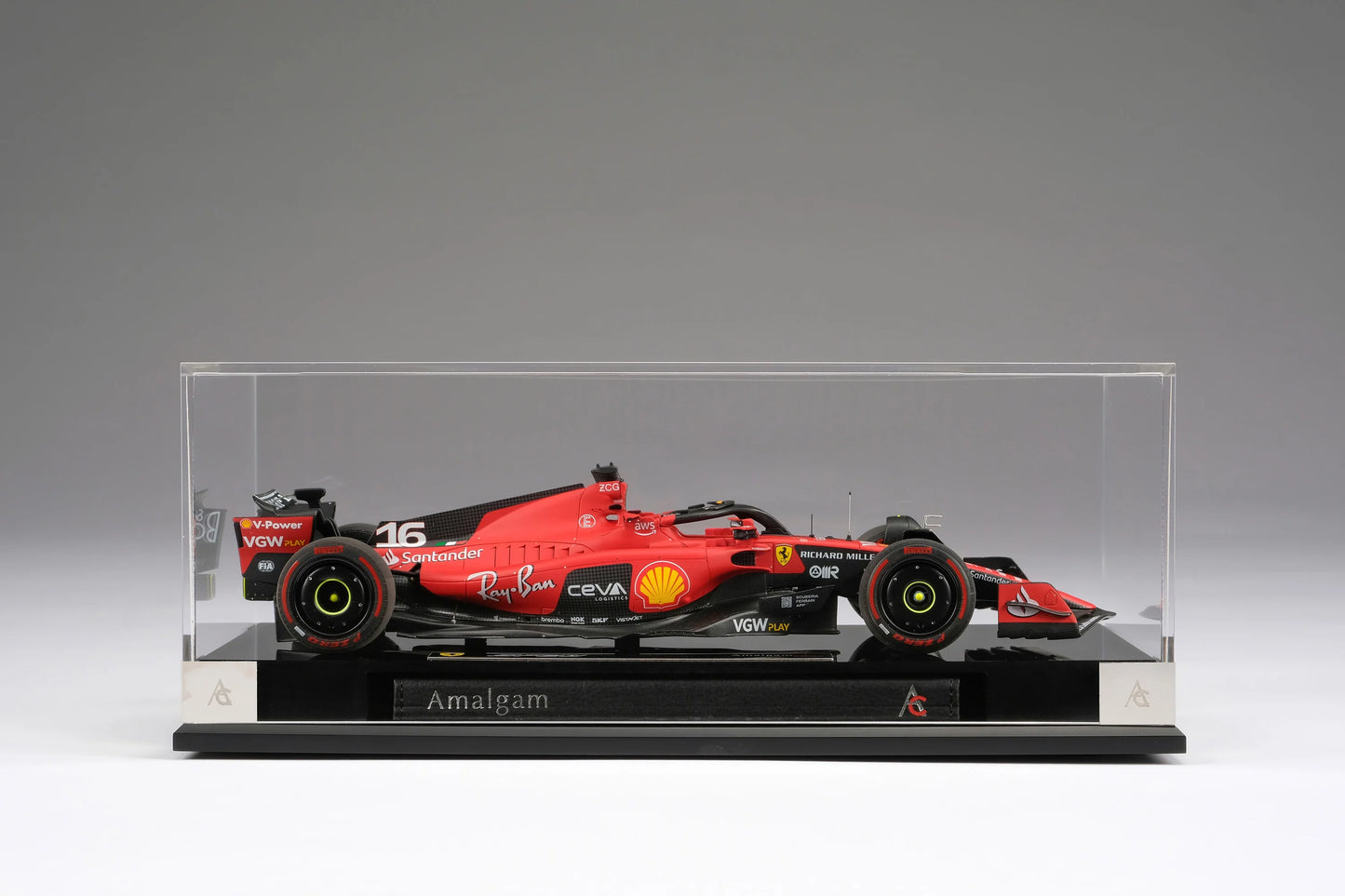 Ferrari SF-23 - Decoración temporada 2023 | Charles Leclerc 1:18