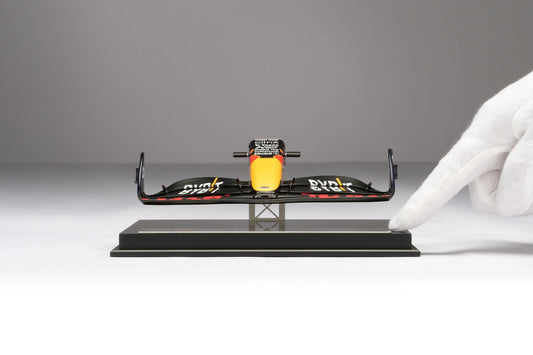 Oracle Red Bull Racing RB18 Nosecone 1:12