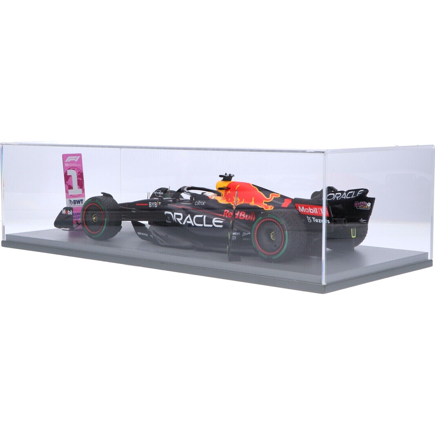RB18 No.1 Oracle Red Bull Racing Winner Japanese GP 2022 2022 Formula One Drivers' Champion Max Verstappen With No.1 and World Champion Board With Acrylic Cover