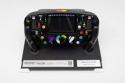 Volante McLaren MCL39 (2025) 1:1