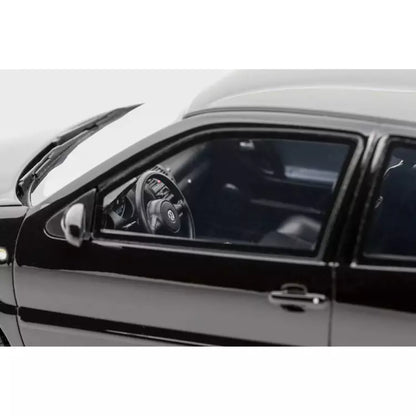 1:18 VOLKSWAGEN POLO N GTI BLACK MAGIC LA7W 2001