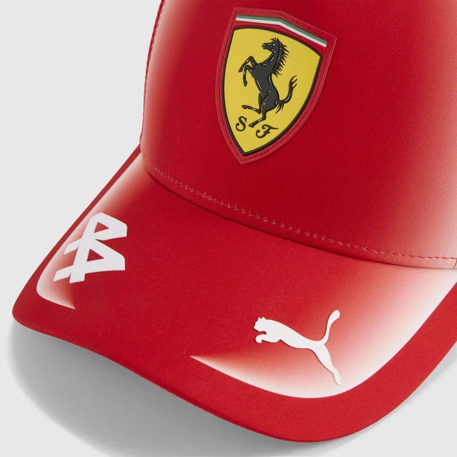 Gorra Trucker Lewis Hamilton Ferrari 2026 Oficial