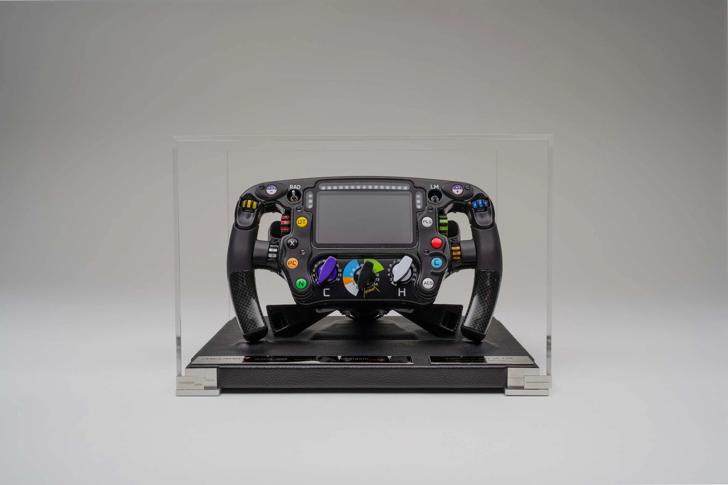 Volante McLaren MCL38 (2024) 1:1