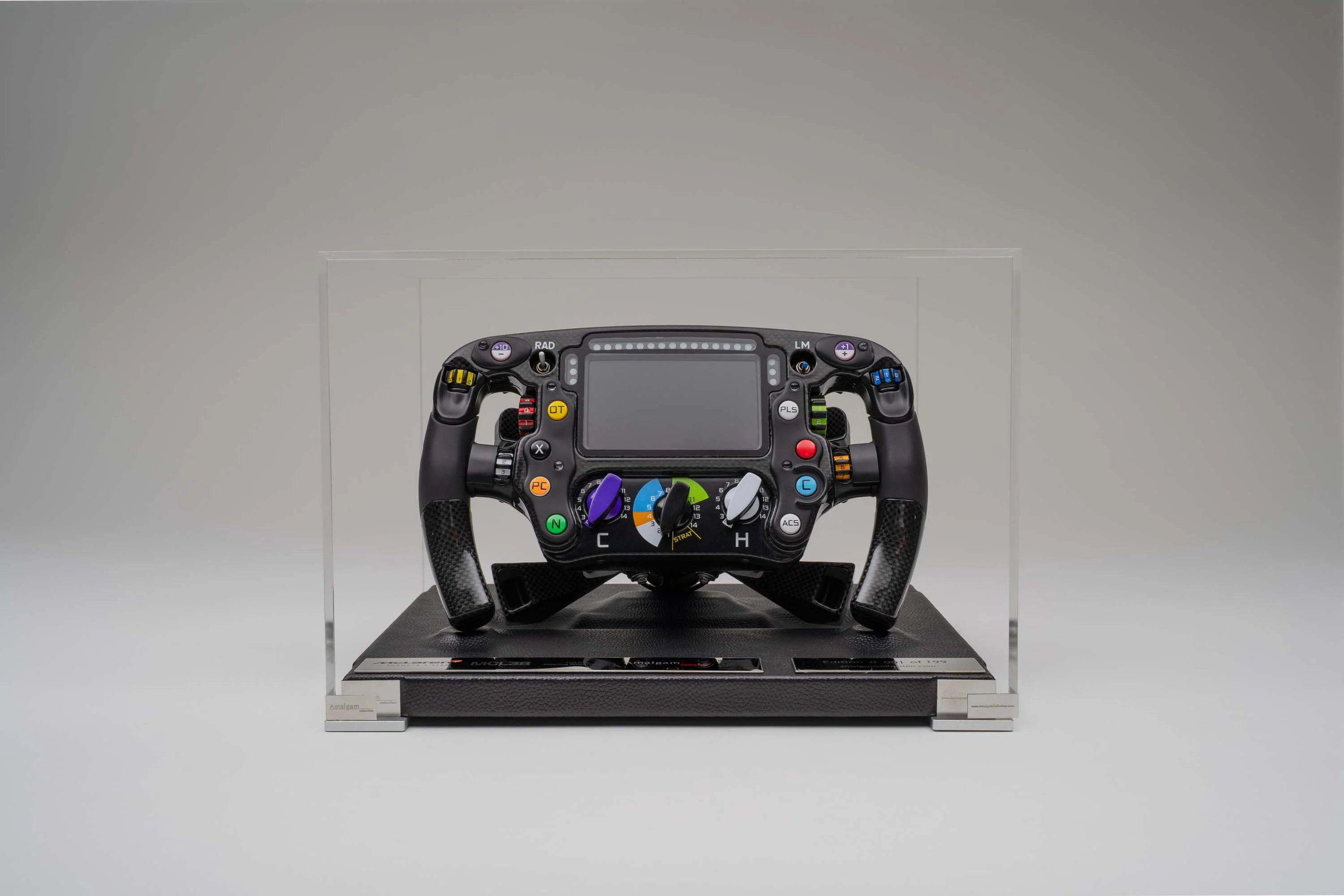 Volante McLaren MCL38 (2024) 1:1