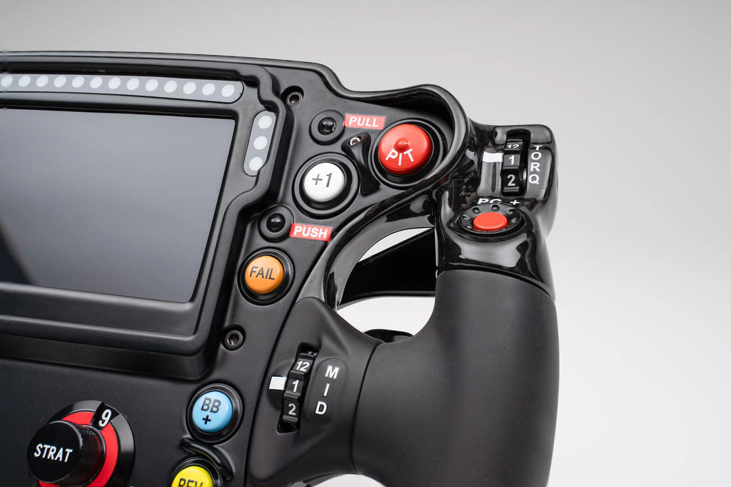 Volante Oracle Red Bull Racing RB18 1:1