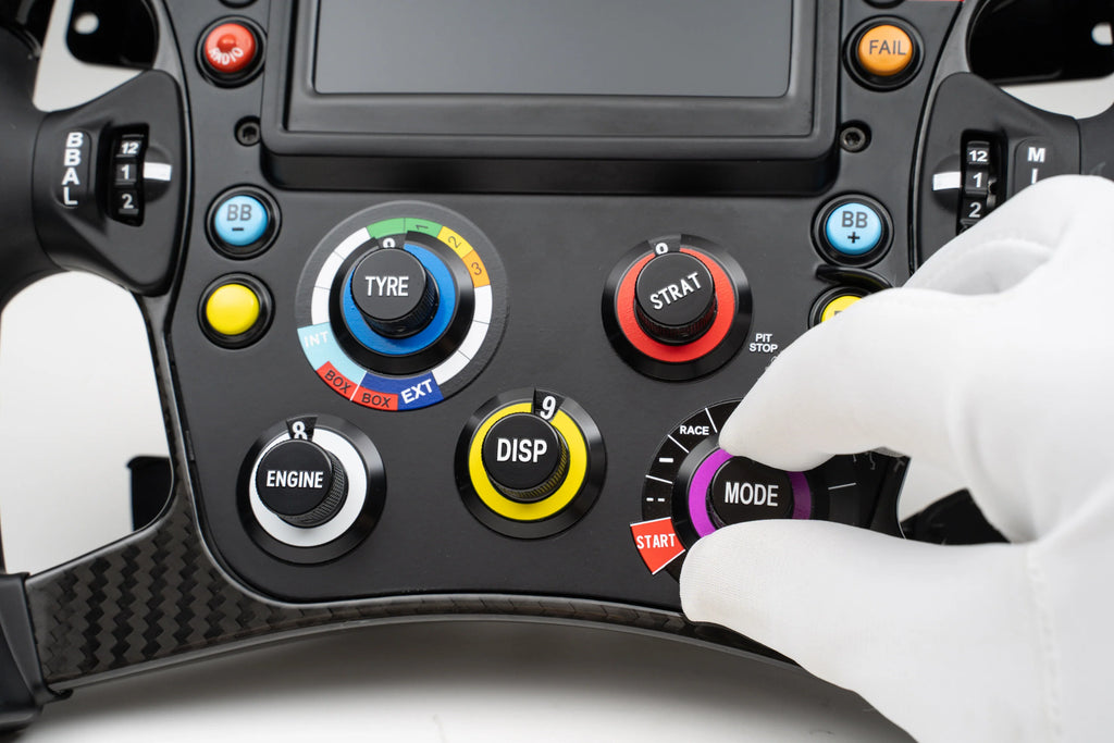 Volante Oracle Red Bull Racing RB18 1:1