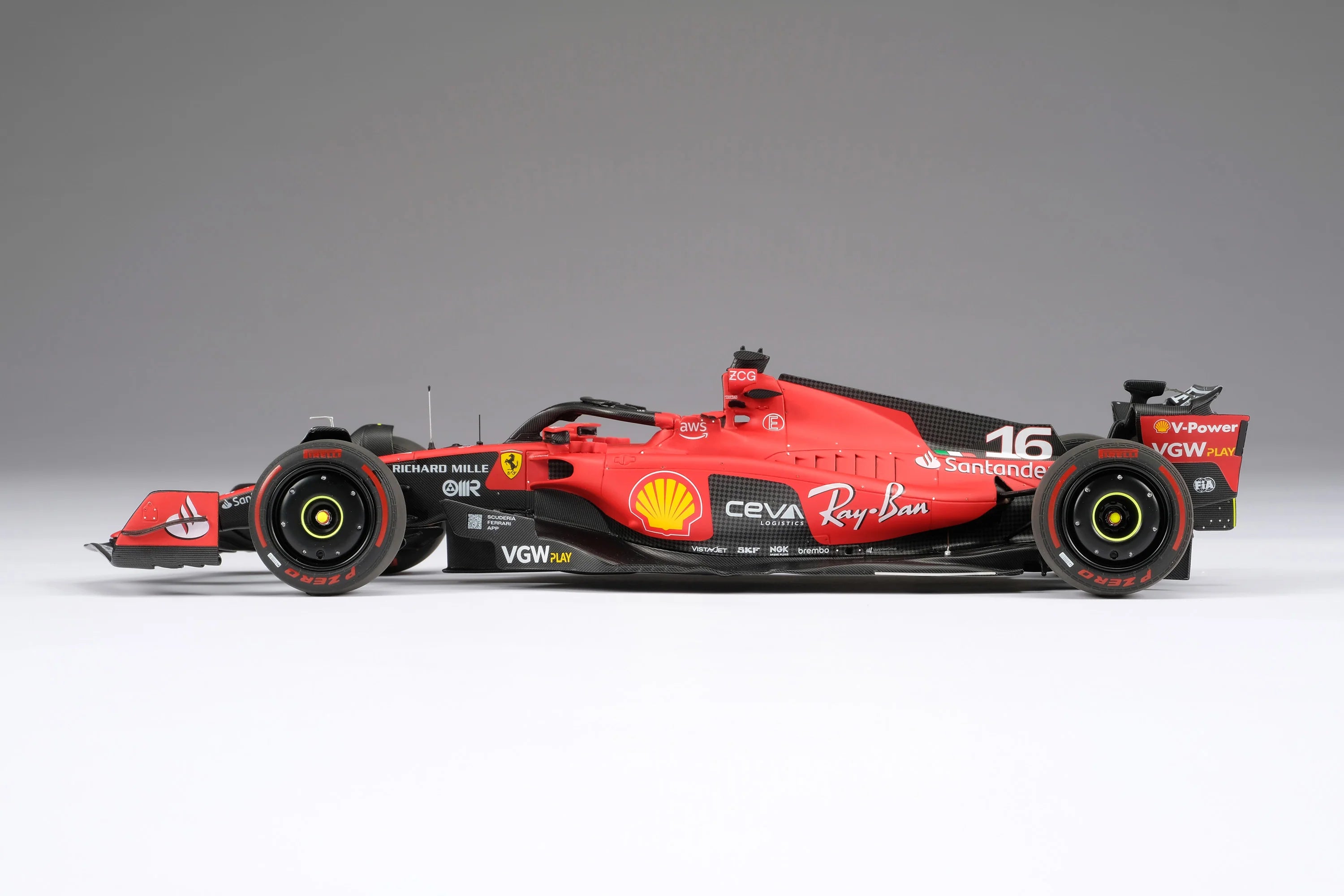 Ferrari SF-23 - Decoración temporada 2023 | Charles Leclerc 1:18