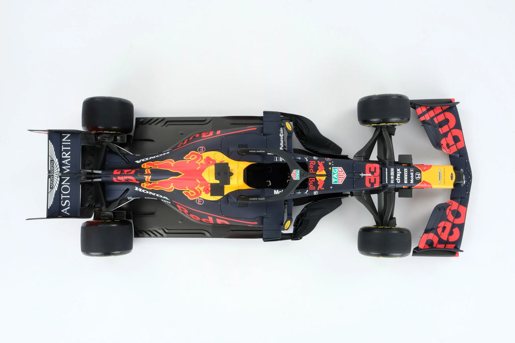 Aston Martin Red Bull Racing RB15 1:8