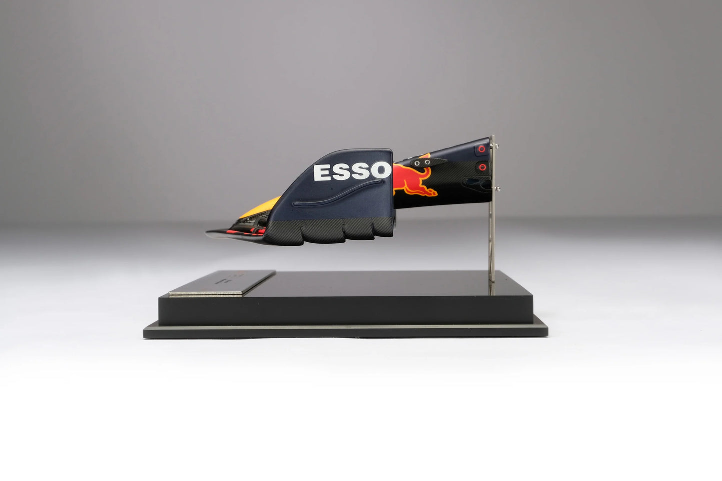 Oracle Red Bull Racing RB18 Nosecone 1:12