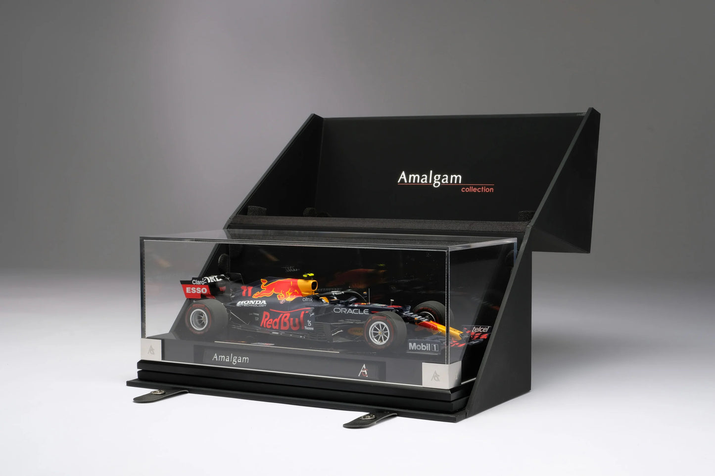 Red Bull Racing Honda RB16B - Gran Premio de Abu Dabi 2021 | Sergio Pérez 1:18