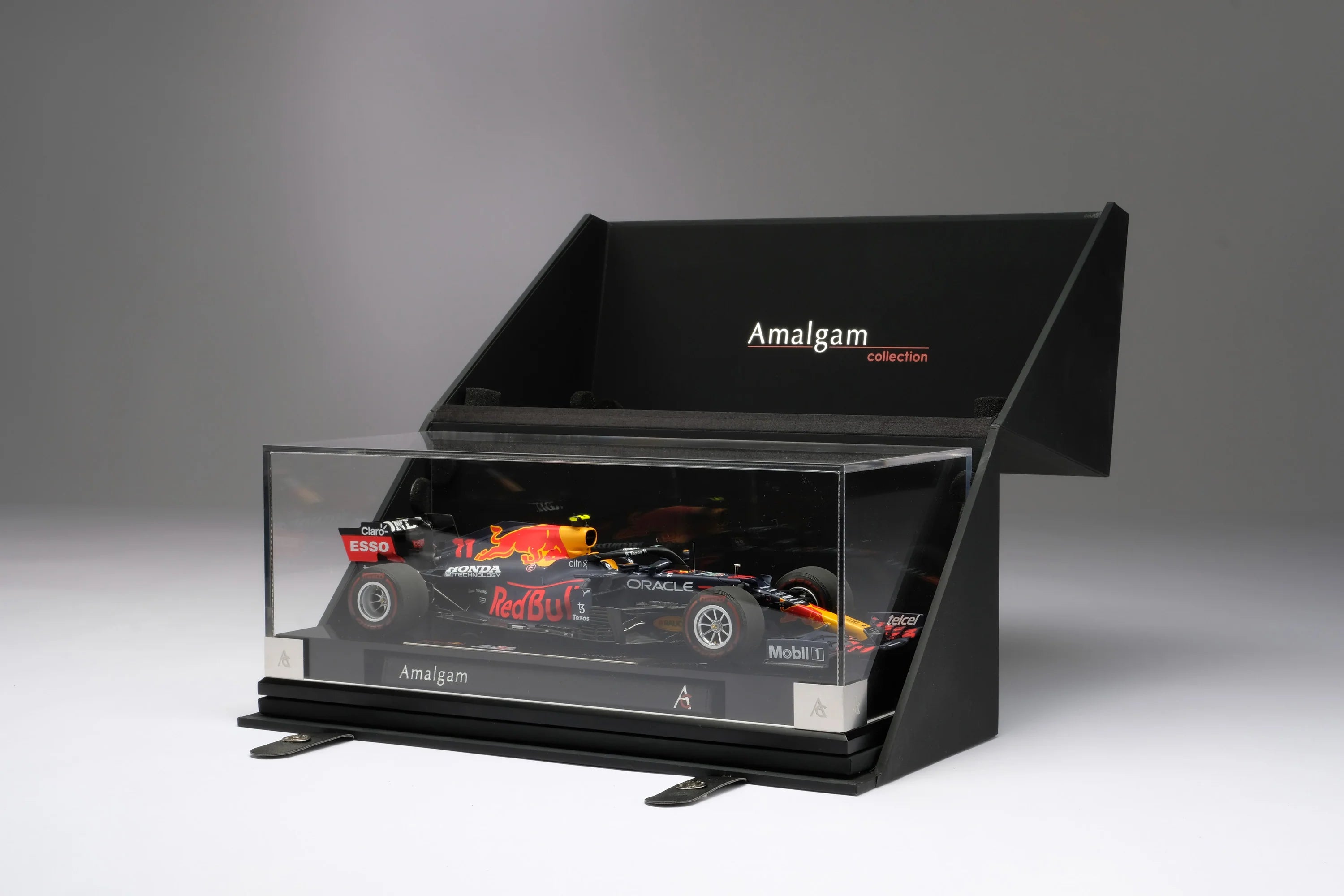Red Bull Racing Honda RB16B - Gran Premio de Abu Dabi 2021 | Sergio Pérez 1:18