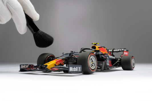 Red Bull Racing Honda RB16B - Gran Premio de Abu Dabi 2021 | Sergio Pérez 1:18