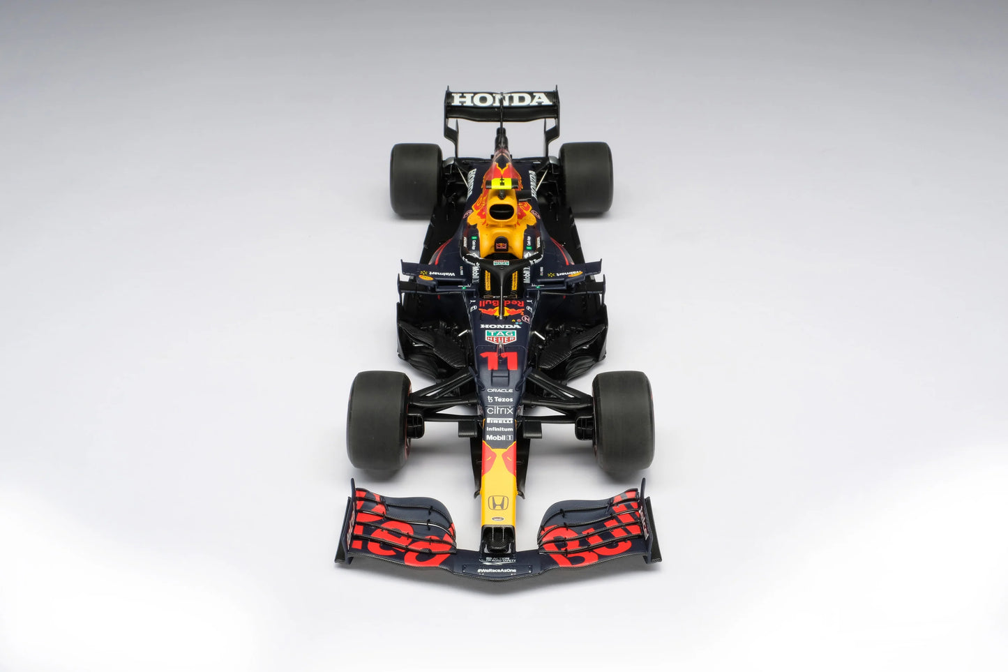 Red Bull Racing Honda RB16B - Gran Premio de Abu Dabi 2021 | Sergio Pérez 1:18