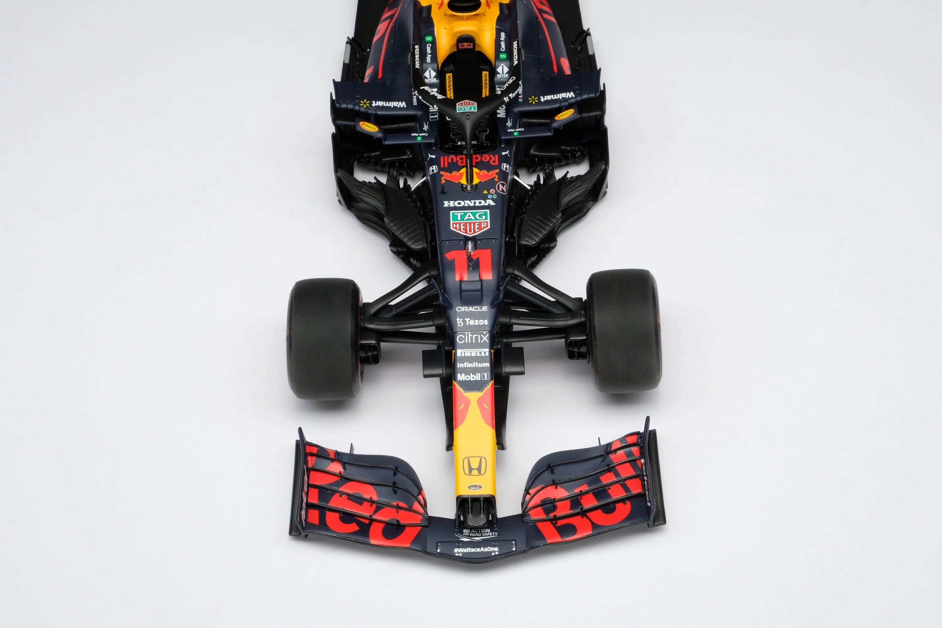 Red Bull Racing Honda RB16B - Gran Premio de Abu Dabi 2021 | Sergio Pérez 1:18