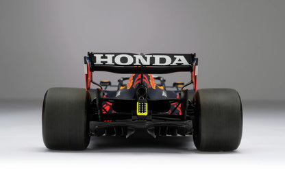 Red Bull Racing Honda RB16B - Gran Premio de Abu Dabi 2021 | Sergio Pérez 1:18