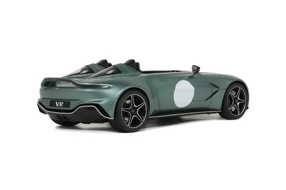 1:18 ASTON MARTIN V12 SPEEDSTER ASTON MARTIN RACING GREEN 2023