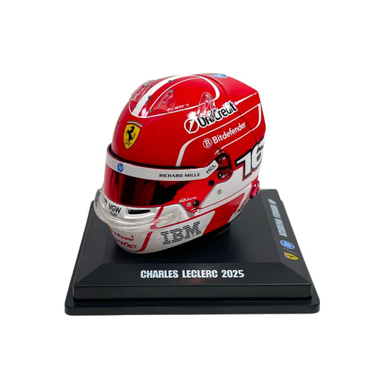 Gorra Charles Leclerc 2026 + Mini Helmet