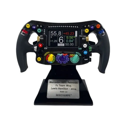 Minichamps 1/2 Mercedes AMG Petronas F1 Team W05 L. Hamilton 2014
