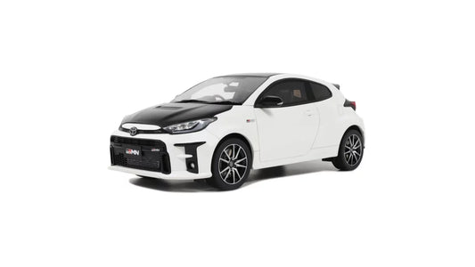 1:18 GRMN YARIS RALLY PACKAGE PLATINIUM WHITE PEARL 2022