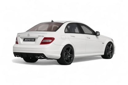 1:18 MERCEDES-BENZ C63 AMG DIAMOND WHITE 2007