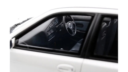 1:18 MITSUBISHI LANCER EVO III SCOTIA WHITE W83 1995